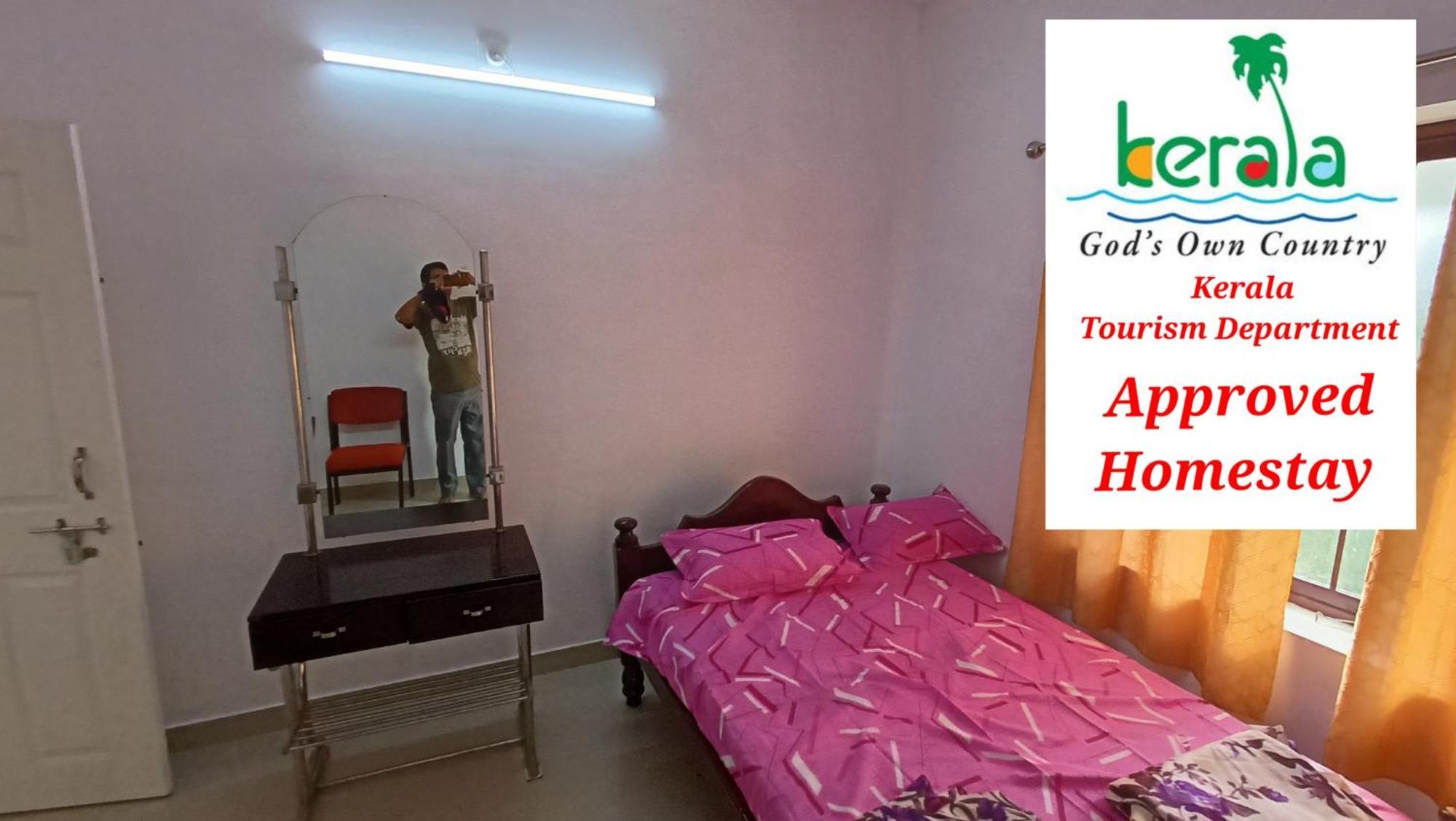 Space Villa Homestay Irimbranallur Екстер'єр фото
